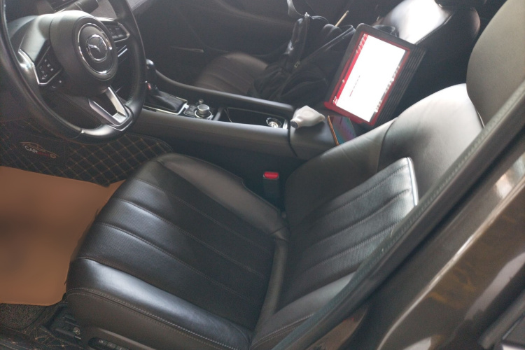 马自达 阿特兹 2020款 2.5L 蓝天尊崇版局部细节19