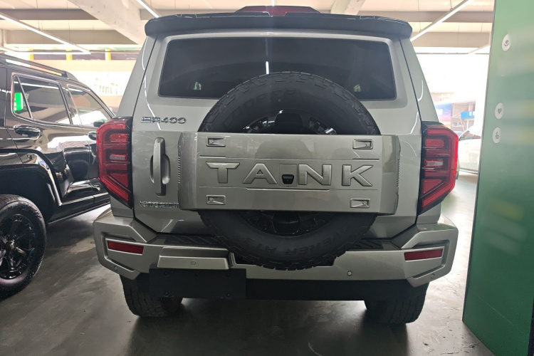 坦克400 2025款 2.4T 柴油版车身外观6006