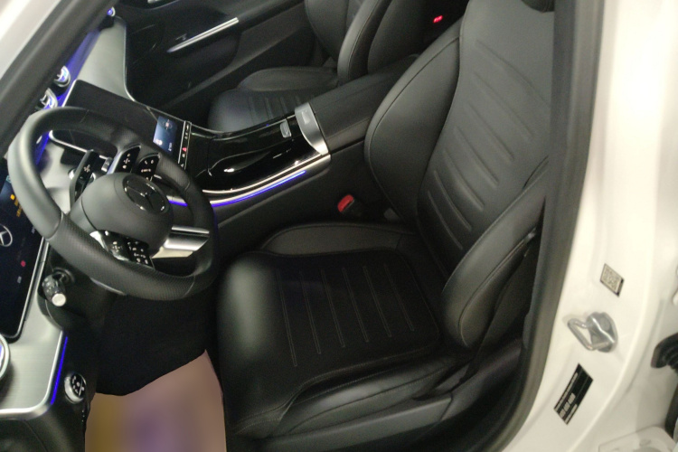 奔驰C级 2022款 改款 C 200 L 运动版中控内饰19