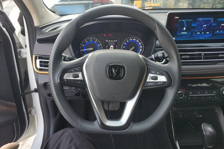 长安 逸动DT 2019款 1.6L 自动智享型 国VI中控内饰13