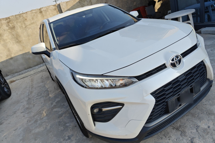 丰田 威兰达 2022款 改款 2.0L CVT两驱领先版车身外观3