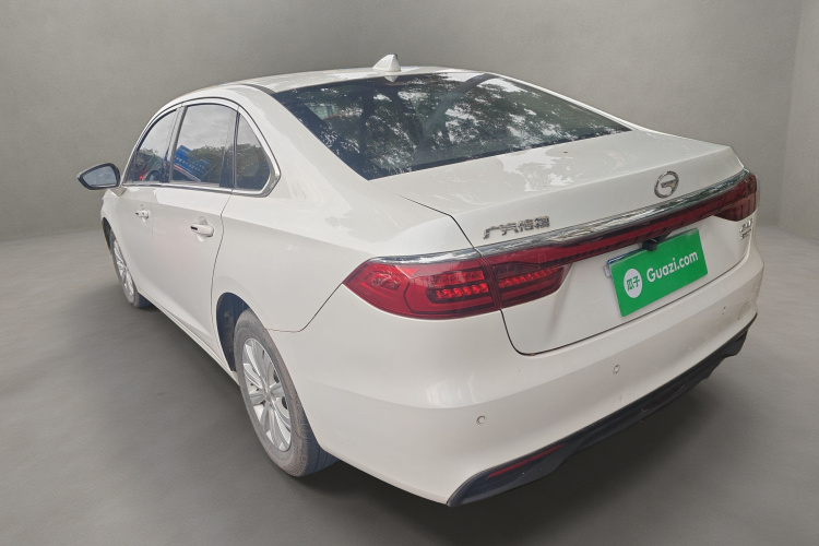 广汽传祺 传祺GA6 2022款 270T 自动精英版车身外观5