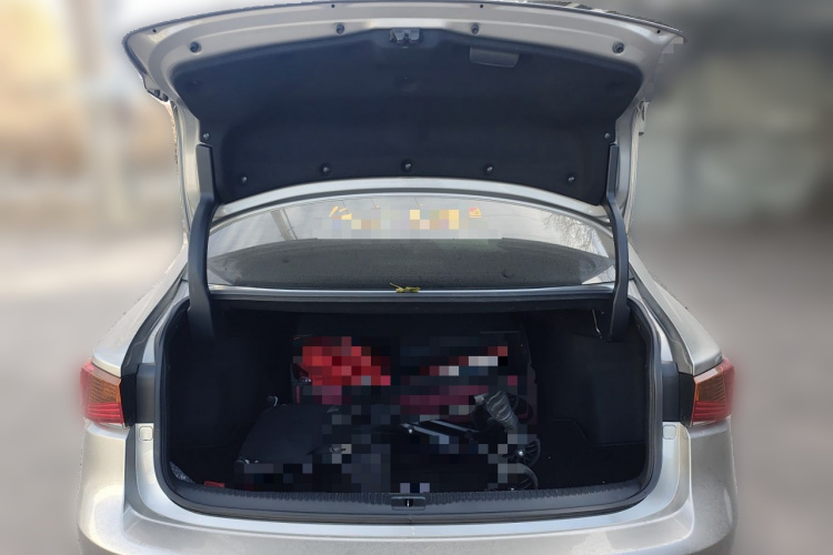 雷克萨斯IS 2017款 300 F SPORT版局部细节23