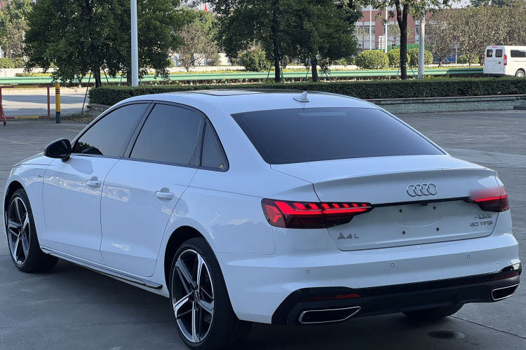 奥迪A4L 2024款 40 TFSI 豪华动感型车身外观6003