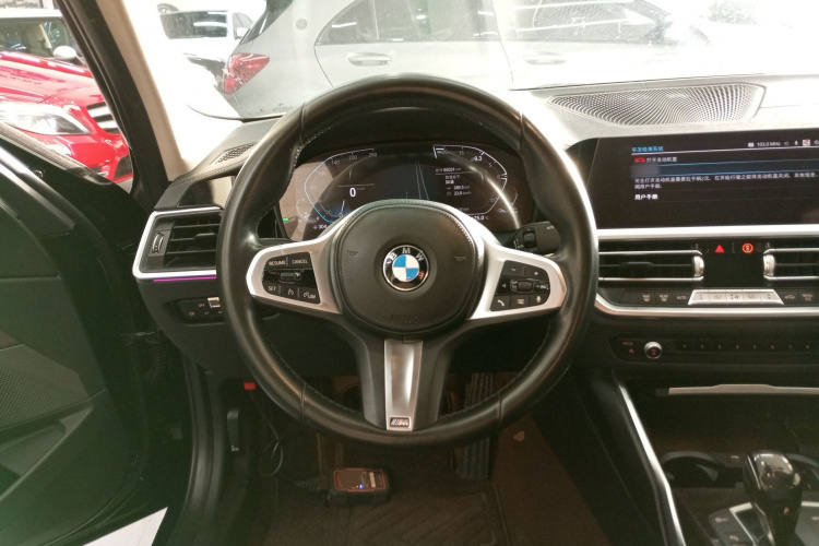 宝马3系 2021款 改款 325Li xDrive M运动套装中控内饰13