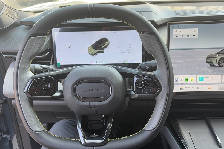 领克08 EM-P 2025款 220km 四驱性能Halo中控内饰7004