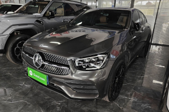 奔驰GLC轿跑 2020款 GLC 260 4MATIC 轿跑SUV