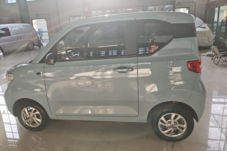 五菱汽车 宏光MINIEV 2020款 自在款 磷酸铁锂车身外观6003
