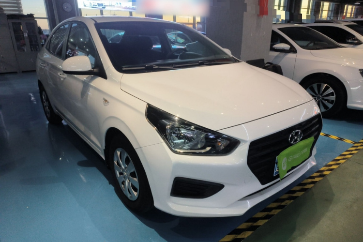 现代 瑞纳 2017款 1.4L 手动焕新版 国V车身外观3