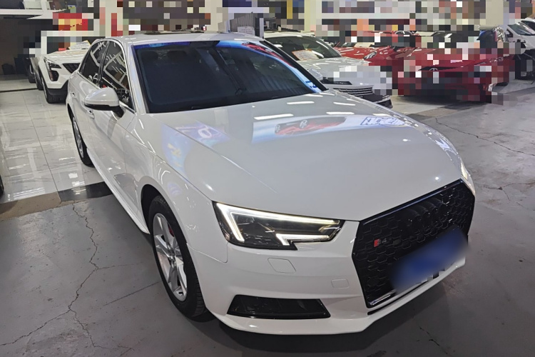 奥迪A4L 2018款 30周年年型 40 TFSI 进取型车身外观3