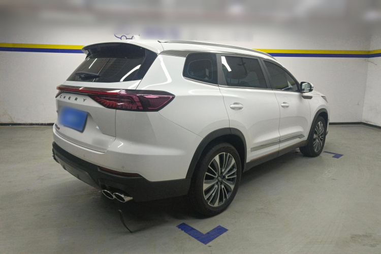 奇瑞 瑞虎8 PRO 2024款 冠军版 390T 两驱巅峰版 5座车身外观7