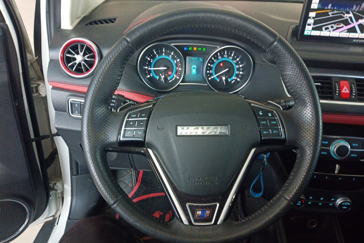 哈弗H1 2016款 改款 蓝标 1.5L AMT豪华型局部细节13