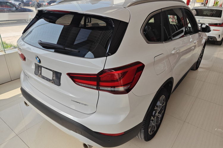 宝马X1 2021款 改款 sDrive25Li 领先型车身外观7