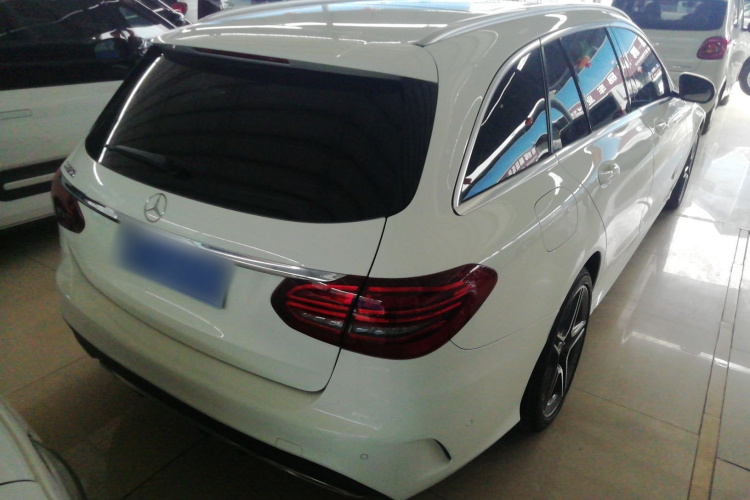 奔驰C级(进口) 2020款 C 260 旅行轿车车身外观7