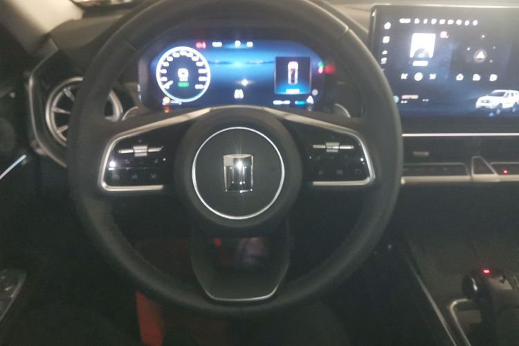 坦克400 2025款 2.0T 汽油版中控内饰13