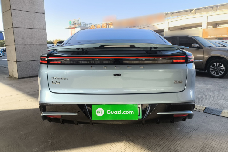 星途 星纪元 ES 2025款 纯电 Pro城区辅助驾驶 77kWh车身外观6