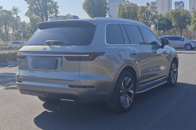 理想汽车 理想ONE 2021款 增程6座版车身外观6003