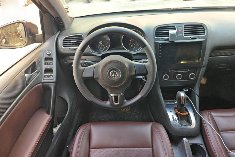 大众 高尔夫 2012款 1.6 自动时尚型局部细节13