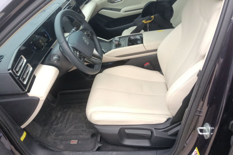 比亚迪 秦L 2024款 DM-i 80KM领先型局部细节19