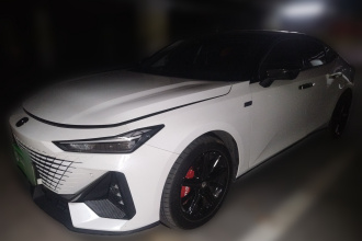 长安UNI-V 智电iDD 2023款 智电iDD 1.5T 113km智酷型