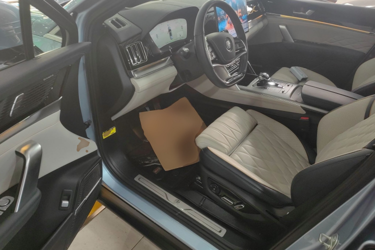 比亚迪 唐新能源 2024款 EV 冠军版 635KM 四驱旗舰型中控内饰20