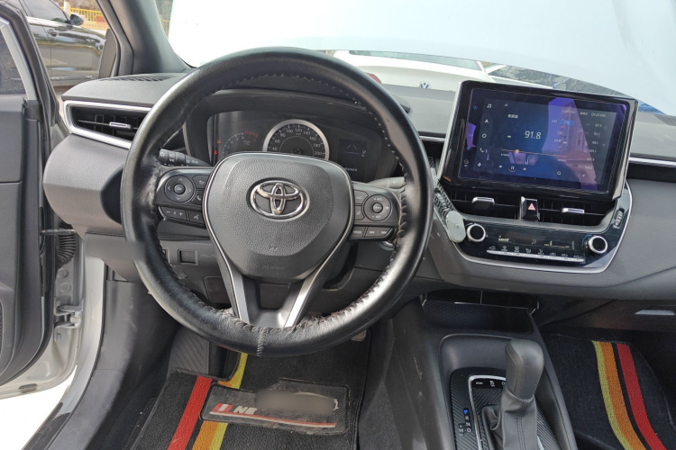 丰田 雷凌 2021款 185T CVT豪华版中控内饰13