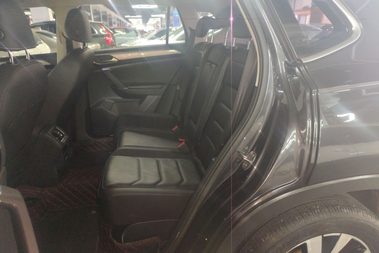 大众 探岳 2019款 330TSI 两驱豪华型 国VI中控内饰7004