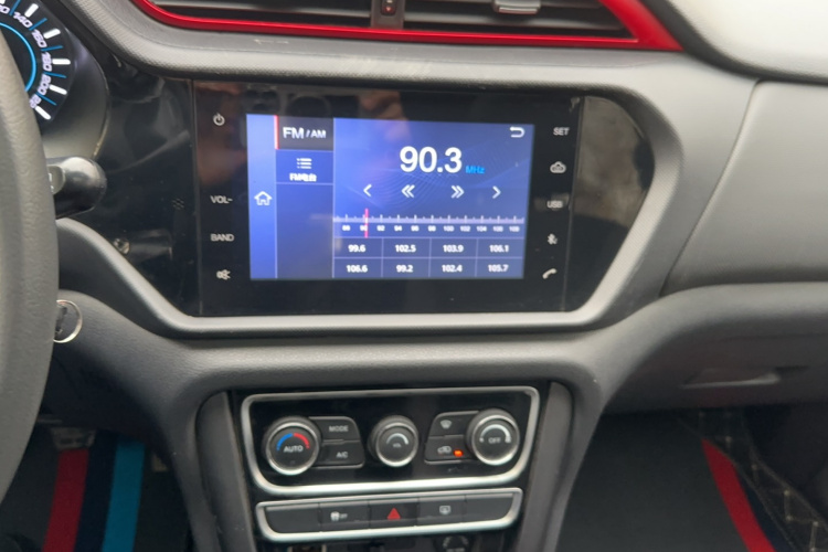 奇瑞 瑞虎3 2016款 1.6L 手动智尚版局部细节16