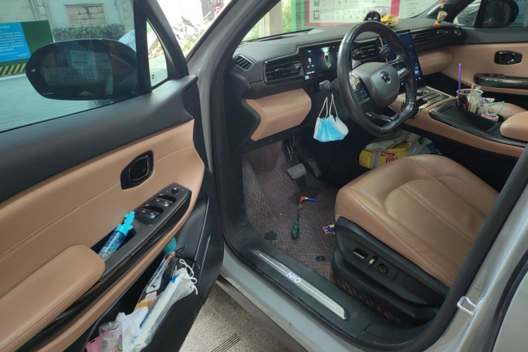 蔚来ES6 2020款 600KM 运动版中控内饰7003