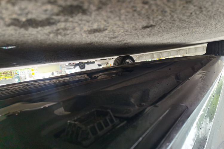 宝马5系新能源 2022款 改款二 535Le 先锋版M运动套装局部细节9001