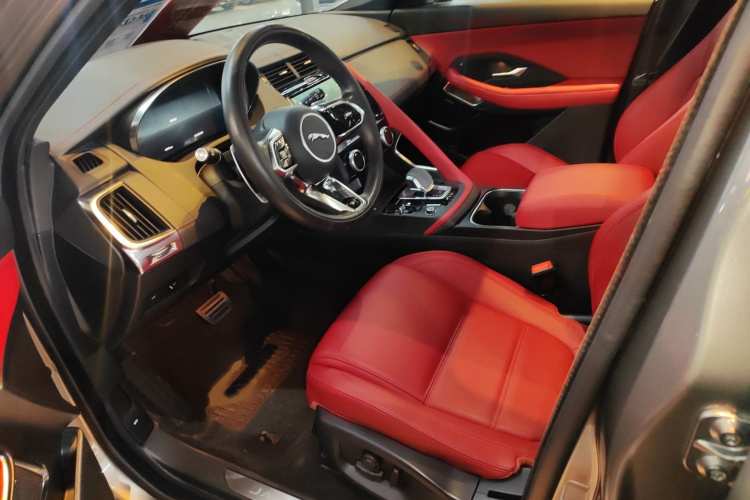 捷豹E-PACE 2024款 进取运动版 R-DYNAMIC S局部细节19