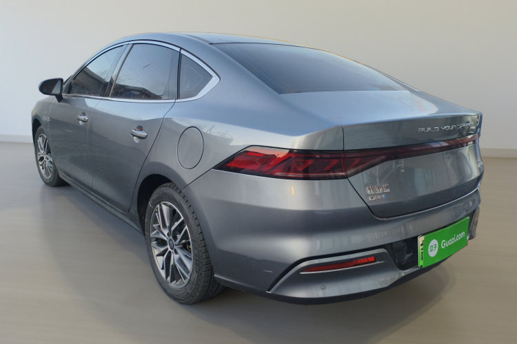 比亚迪 秦PLUS 2023款  冠军版 DM-i 120KM超越型车身外观5