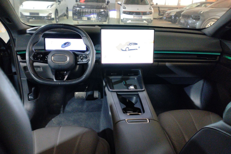 领克07 2024款 EM-P 126长续航 Ultra中控内饰12