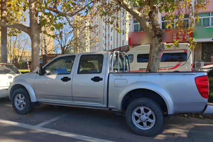 长城 风骏5 2021款 2.0T柴油两驱精英型大双排国VI GW4D20M车身外观4