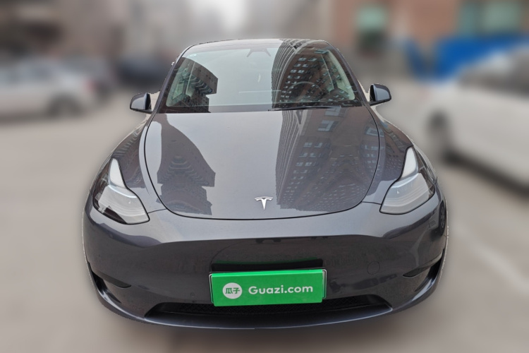 特斯拉 Model Y 2022款 改款 后轮驱动版车身外观2