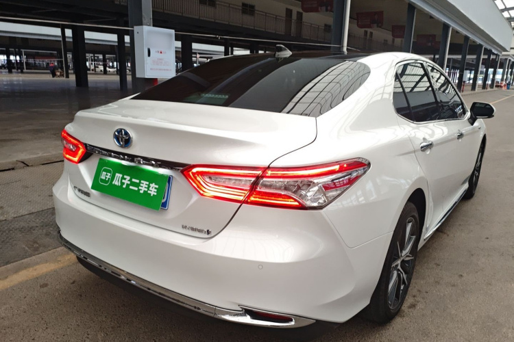 丰田 凯美瑞 2023款 双擎 2.5HG 豪华版车身外观6005