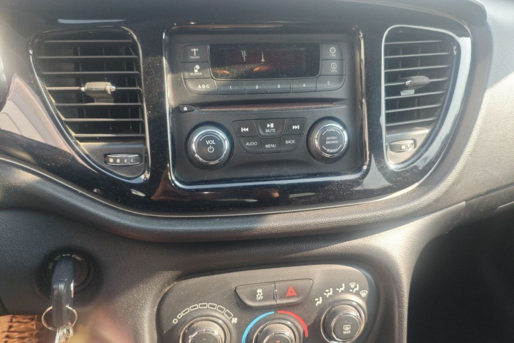 菲亚特 菲翔 2015款 1.4T 自动悦享版局部细节16