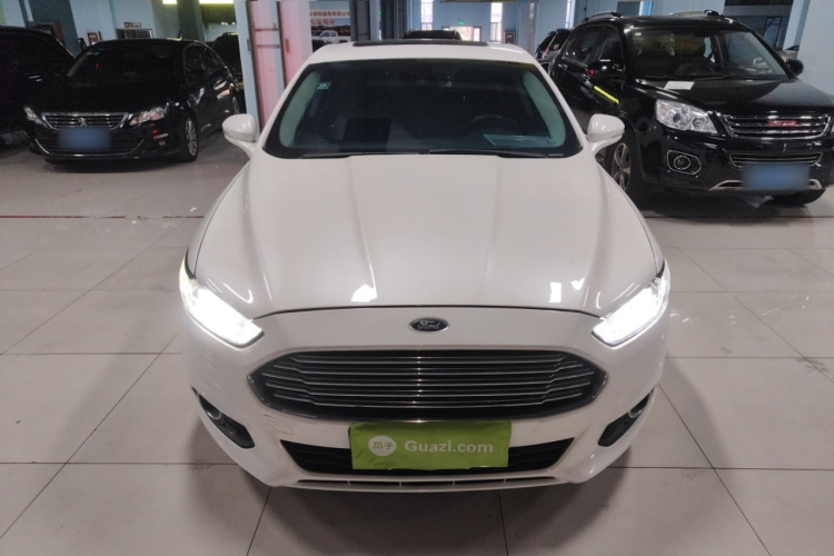 福特 蒙迪欧 2013款 1.5L GTDi180时尚型车身外观2