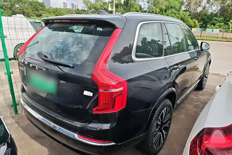 沃尔沃XC90新能源 2024款 T8 智尊豪华版 7座车身外观6005