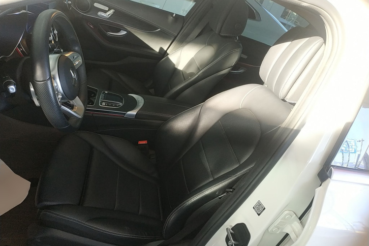 奔驰C级 2021款 C 260 L 运动版局部细节19