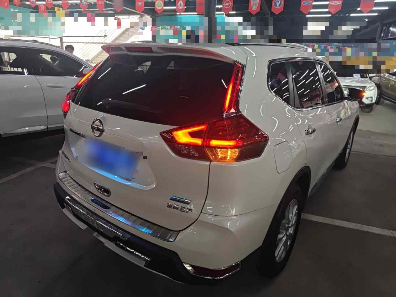 日产 奇骏 2023款 经典 2.0L 两驱智联臻享版(5)