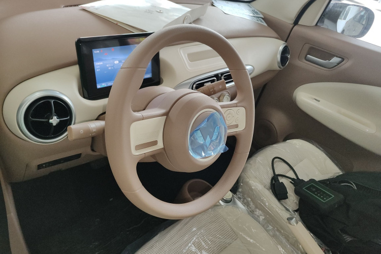 五菱汽车 宏光MINIEV 2025款 四门版 进阶款中控内饰13