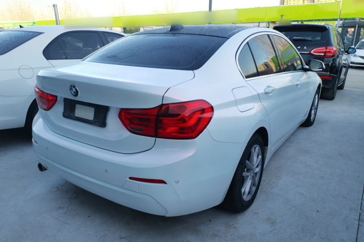 宝马1系 2018款 改款 118i 时尚型车身外观7