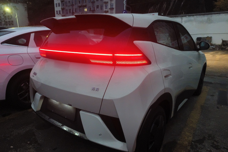 比亚迪 海鸥 2025款 305km 活力版车身外观7