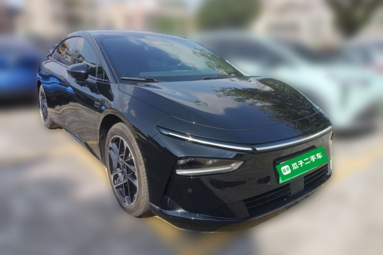 小鹏P7+ 2024款 超长续航 Max车身外观3