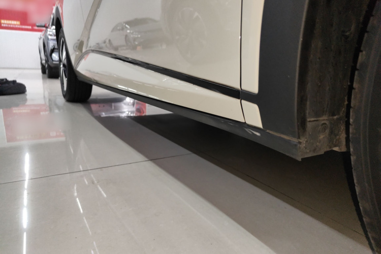 比亚迪 海豚 2023款 420km 时尚版局部细节9001