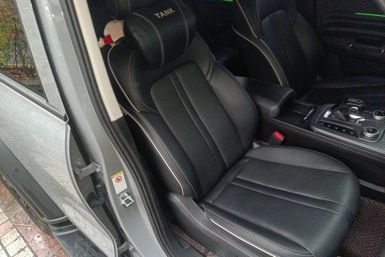 坦克300 2023款 越野版 2.0T 征服者局部细节41