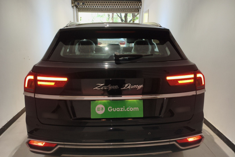 众泰 大迈X7 2017款 上进版 1.5T 手动庐山型车身外观6