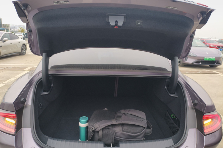 小米汽车 小米SU7 2024款 四驱超长续航高阶智驾Max版机舱底盘23