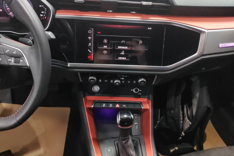 奥迪Q3 2019款 40 TFSI 时尚动感型局部细节16